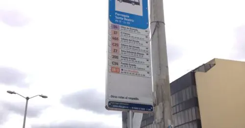 PARADERO SITP PARROQUIA SANTA BEATRIZ  299A01 BOGOTÁ